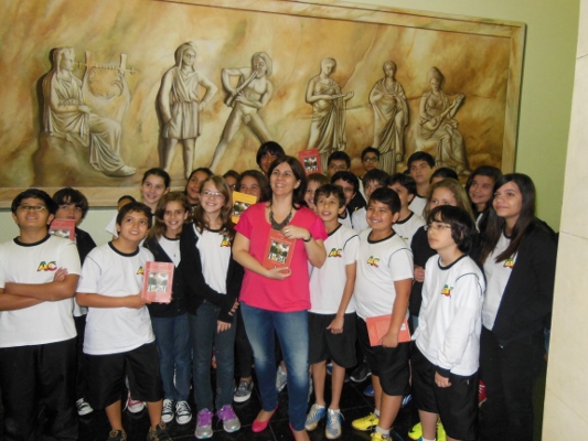 Visita ao Colégio Academia, em Juiz de Fora (MG). Setembro de 2013. Foto para matéria do Tribuna de Minas.